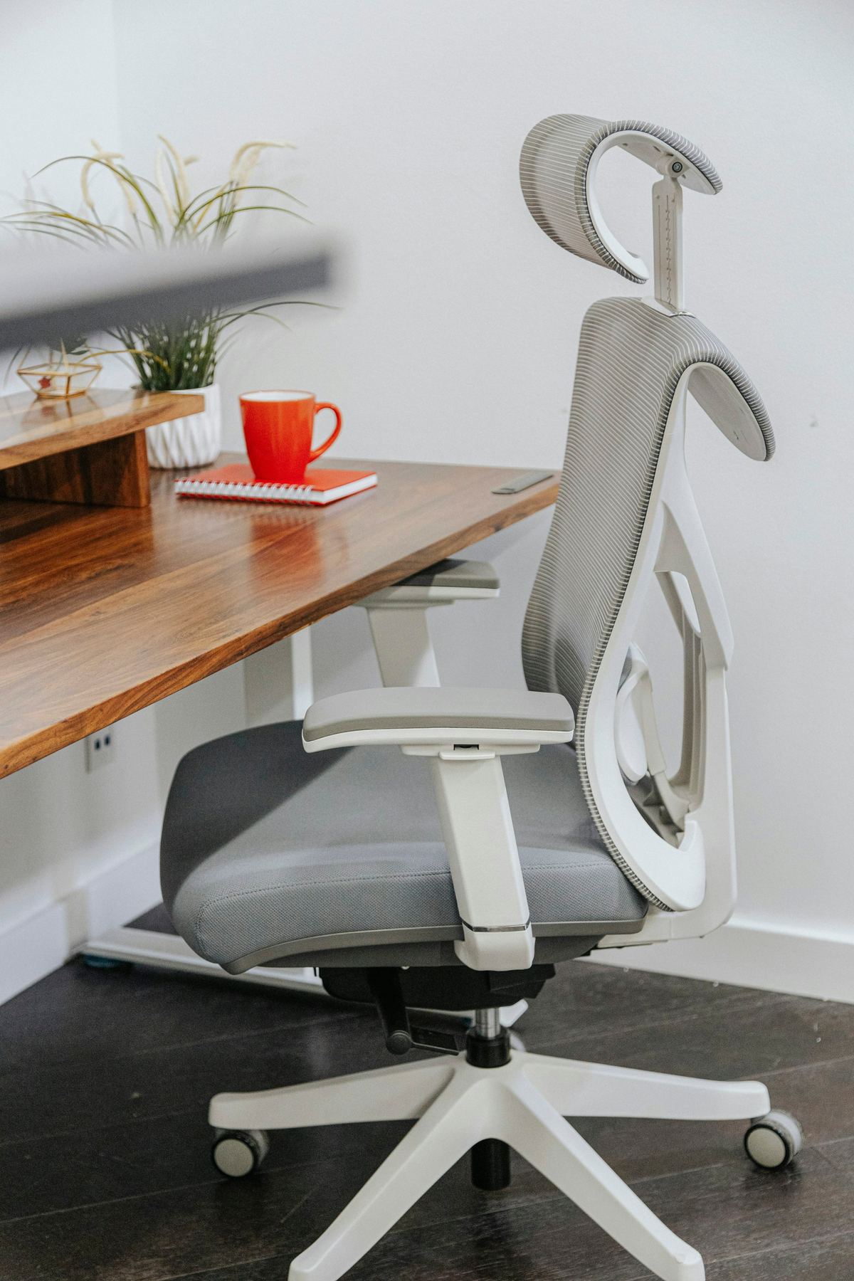 Modern office with a range of desks, seating and storage furniture